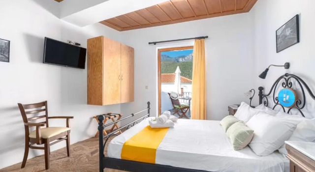 Двухместный номер Standard с видом на море Hotel PARALIAKO Kyparissi