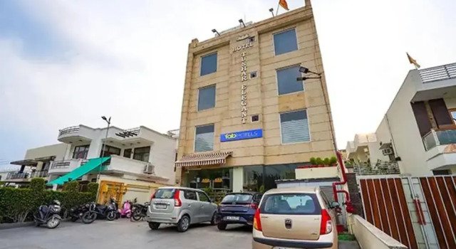 FabHotel Prime Tushar Elegant