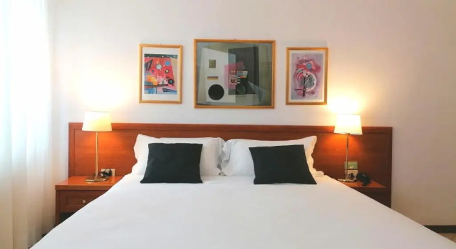 Standard- dobbelt værelse Hotel Lauri