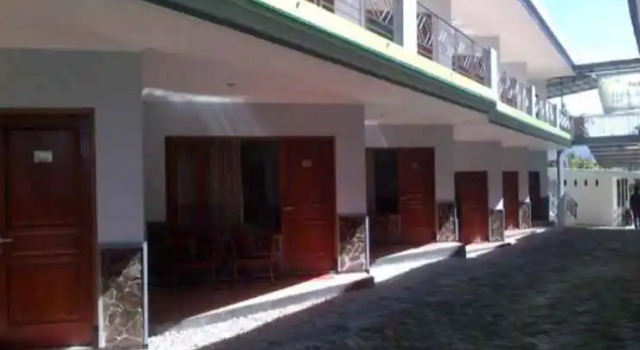 Hotel Prima Asri 153, Rezervovat Hotel Hotely v Batu s parkováním, poblíž Agro tourism Kusuma, Parkování