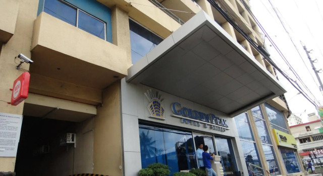The Golden Peak Hotel & Suites powered by Cocotel