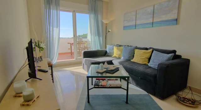Bluebay Apartment - CT 108