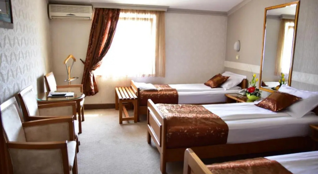 Трёхместный номер Standard Garni Hotel Lav