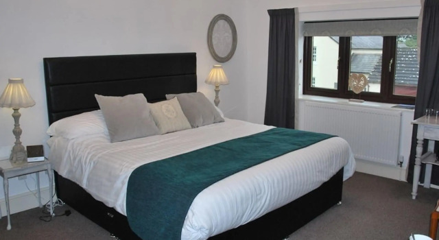 The Golden Fleece, Rezervați Hotel Carlisle Cumbria