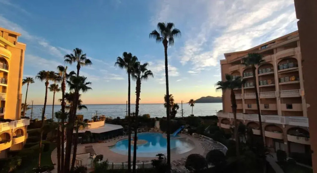 LE BEL AZUR - VUE MER - À 1Min DE LA MER, Забронировать Апартаменты/квартира Канны Приморские Альпы