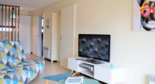 Appartement Le Lavandou, 2 pièces, 4 personnes - FR-1-251-295
