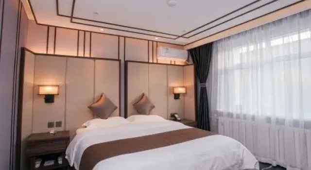Люкс Homeinn Aifeel Hotel (Qiqihar Railway Station Zhonghua East Road)