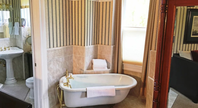 Двухместный номер Deluxe Churchill Manor