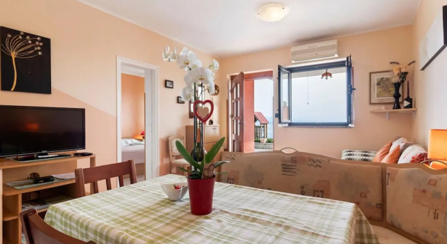Attractive Villa Antonio Apartment in Opatija near Črnikovica Beach