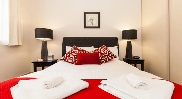 Catani 2 - StayCentral, Book Hotel Melbourne 