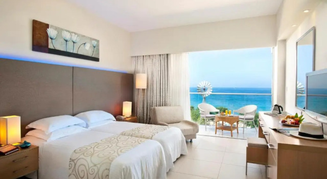 Superior room with sea view Pernera Beach Hotel
