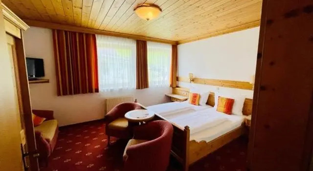Люкс Hotel Vierjahreszeiten