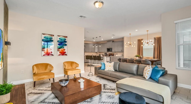 Edgy, Modern 6 Bed 5 Bath, Rezerwuj Dom wakacyjny Hotele w Kissimmee z basenem, Basen