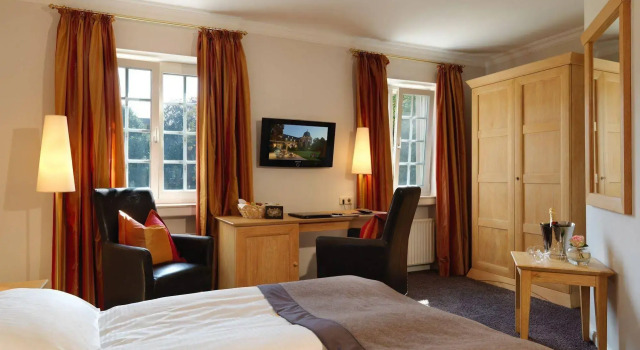 Hotel-Residence Klosterpforte, Prenota Hotel Harsewinkel Renania Settentrionale-Vestfalia