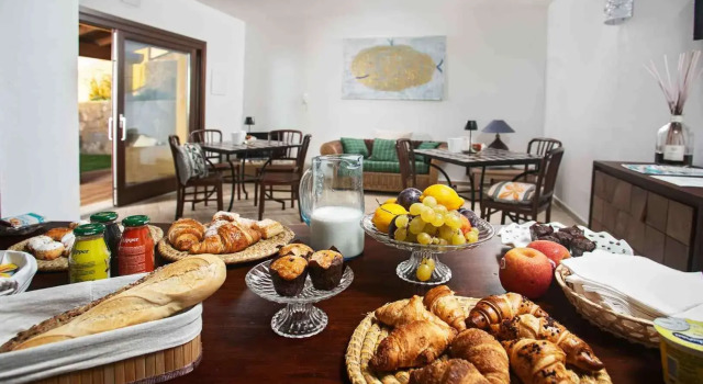 Borgo Arborea Charming Retreat, Забронировать Отель Отели Санта-Тереза-Галлура с бассейном, Бассейн