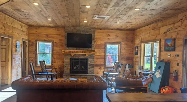Rough Cut Lodge, Rezerwuj Dom wakacyjny Gaines Pensylwania