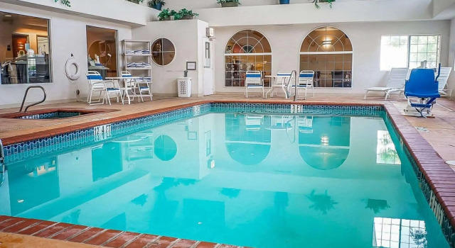 Люкс Quality Inn & Suites Roswell North