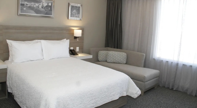 Двухместный люкс с видом на город Hampton Inn & Suites By Hilton Puebla
