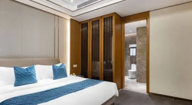 Люкс Deluxe Sanya  Yunhai International Sea View Resort Hotel
