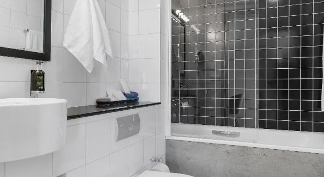 Двухместный номер с балконом City Center Hotel