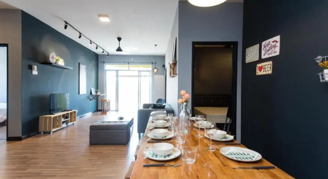 Loft Design 4Rooms 2Bath。KL 工业风 near LRT