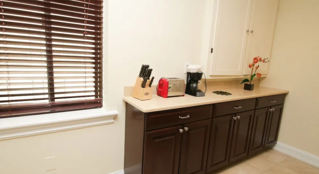 Renaissance Properties - 222 West Rittenhouse Square, Забронировать Отель Филадельфия Philadelphia Metropolitan Area, рядом с Camp William Penn Headquarters Site