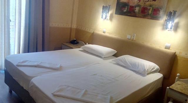 Hotel Kosmopolit, Prenota Hotel Loutraki 