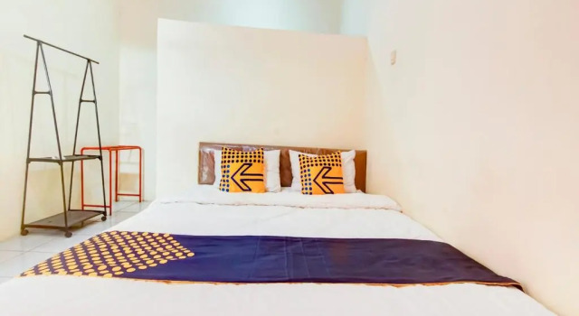 Standard Double room Hotel O Nakula Sadewa