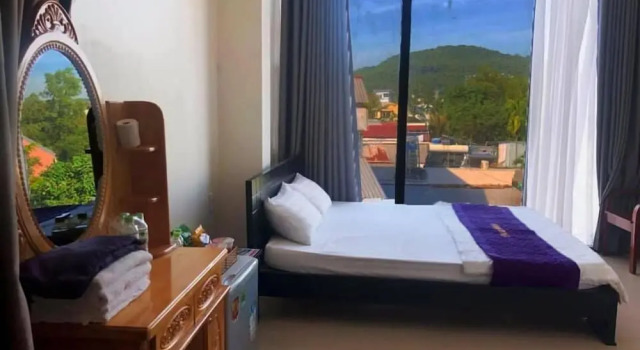 Четырёхместный номер Superior с балконом Oscar Hotel