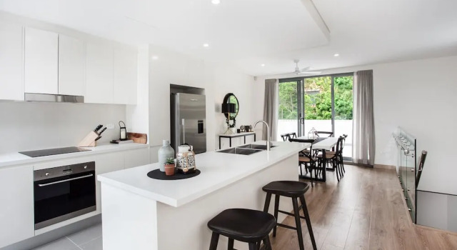 Bream penthouse (672i), Забронировать Отель Куджи Сидней, рядом с Пляж Кловелли