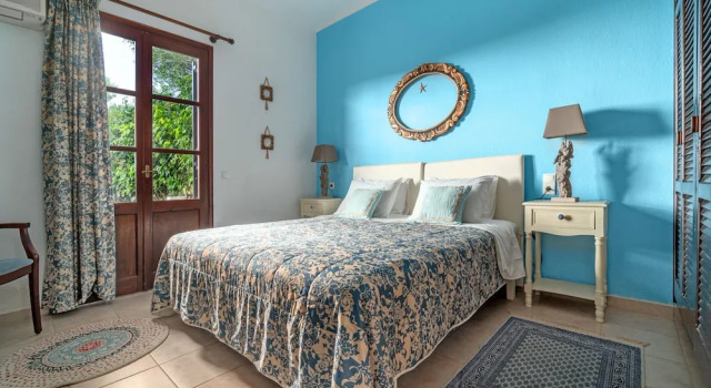 Трёхместный номер Standard с балконом и с видом на сад Margi House