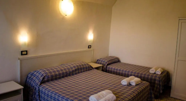 Трёхместный номер Standard Hotel Regina del Mare
