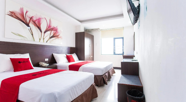 Sao Hotel Nguyen Ngoc Vu, Забронировать Отель Отели Кау Гиай с парковкой, Парковка