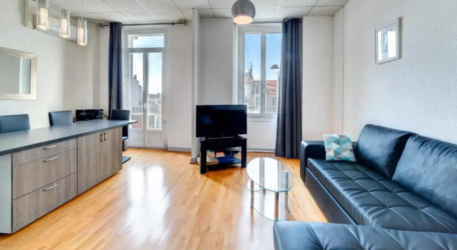 Апартаменты IMMOGROOM - Charming apartment - City Center - Wifi - AC