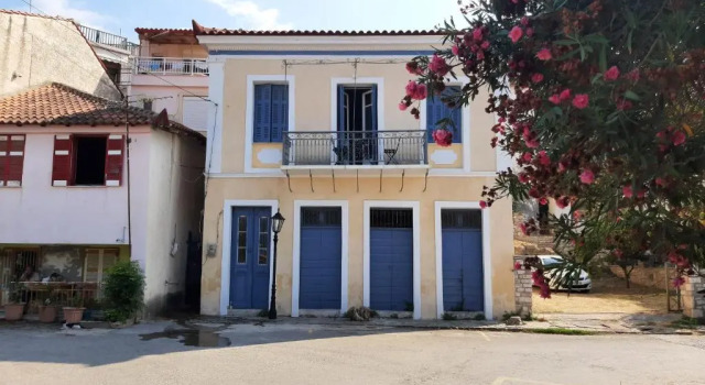 Traditional house at Koroni near beach, Prenota Hotel Koroni Messinia