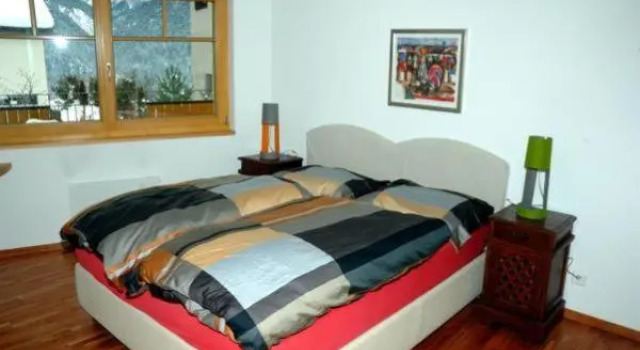 Trü-Sura Nr. 3, Book Hotel Scuol Grisons