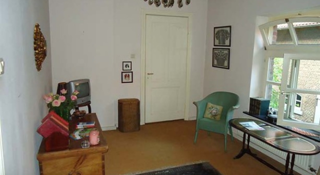 B&B Rose Court