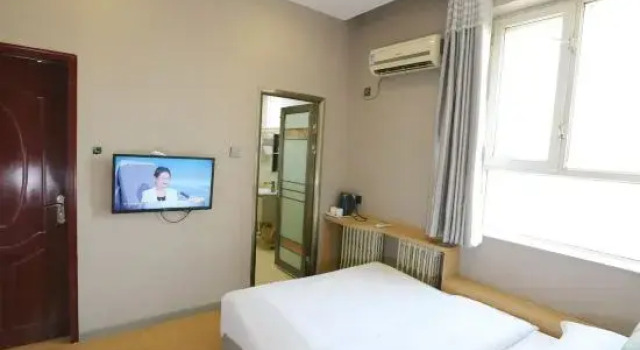Семейный люкс Korla Shuxuan Express Hotel