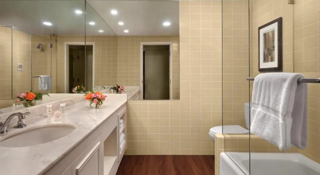 Четырёхместный номер Standard Little America Hotel & Resort Cheyenne