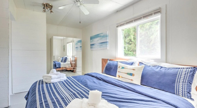 Bungalow 7 - 2br, Waterfront, Book Hotel Westhampton Beach New York State