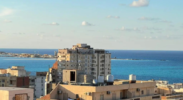 Кровать в общем номере (мужской номер) Almanara Hotel Marsa Matrouh