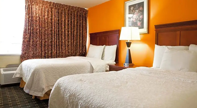 Standard Zimmer Highlander Motel