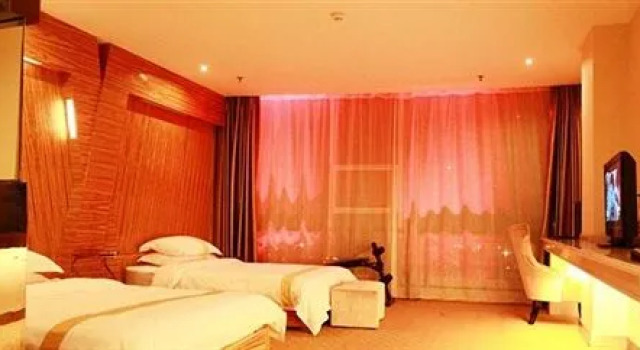 Jiujiang 168 Inn