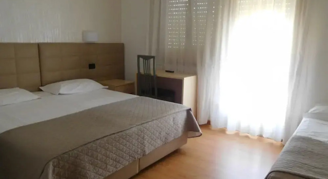 Номер Comfort Hotel Emperador