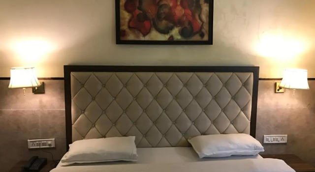 Sbd Hotel, Забронировать Отель Отели Горакхпур 3 звезды, 3*