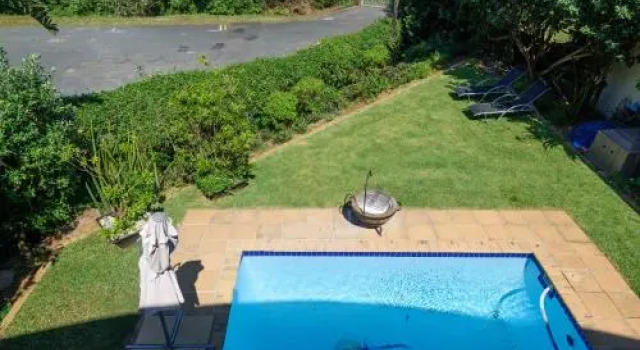 San Maarten 12, Забронировать Отель Шеффилд-Бич Durban North Coast