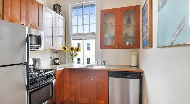 Апартаменты с балконом Freret Apartments near Streetcar & Tulane