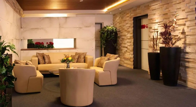 Hotel Blumauer, Book Hotel  