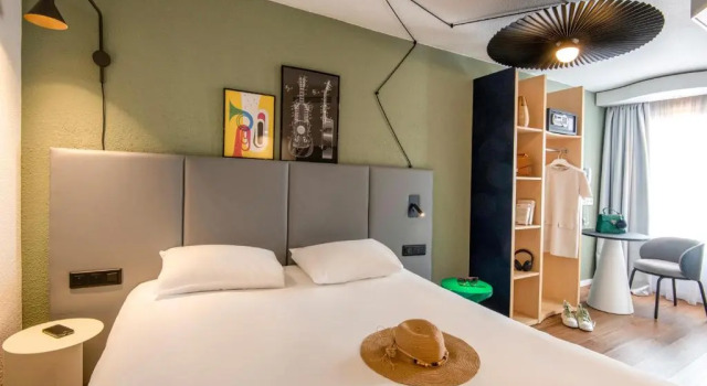 Четырёхместный номер Standard ibis Cannes Centre