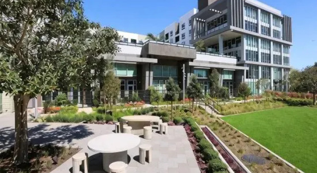 Bright&Cozy Getaway W/Pool Parking near Disneyland